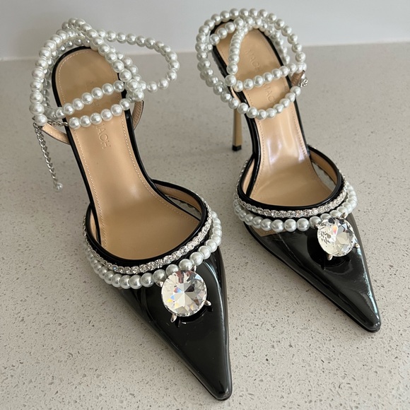 MACH & MACH Shoes - MACH & MACH Diamond of Elizabeth Imitation Pearl Pointed Toe Pump